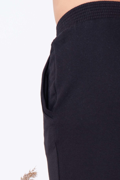 06ca51ef-e913-415b-bbee-645c9d83224f